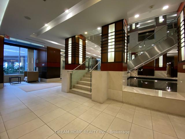535 - 33 Cox Blvd, Condo with 2 bedrooms, 2 bathrooms and 1 parking in Markham ON | Image 5