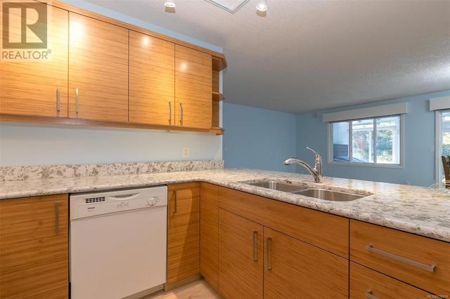 101 - 3921 Shelbourne St, Condo with 1 bedrooms, 1 bathrooms and 1 parking in Saanich BC | Image 14
