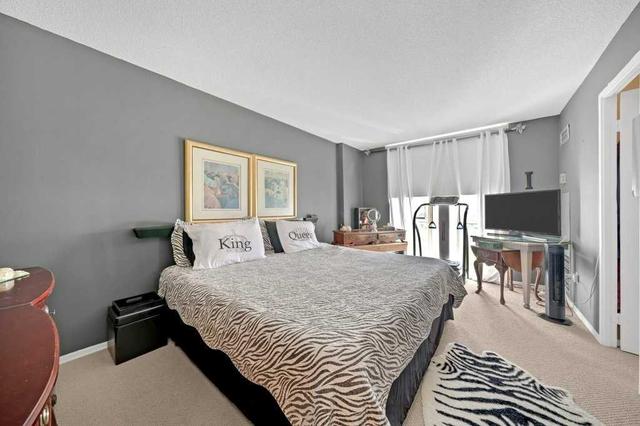1201 - 20 Harding Blvd W, Condo with 2 bedrooms, 2 bathrooms and 1 parking in Richmond Hill ON | Image 6