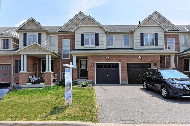 780 Johnson Hts, House attached with 3 bedrooms, 3 bathrooms and 2 parking in Milton ON | Image 1