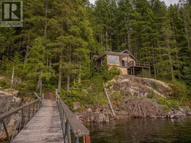 9302 Powell Lake, House detached with 3 bedrooms, 1 bathrooms and null parking in Powell River B BC | Image 8