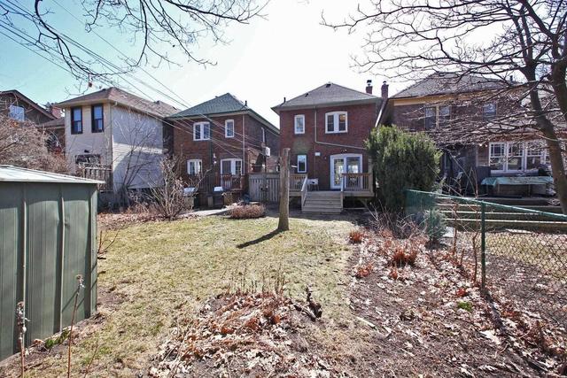 80 Dentonia Park Ave, House detached with 3 bedrooms, 1 bathrooms and 1 parking in Toronto ON | Image 20
