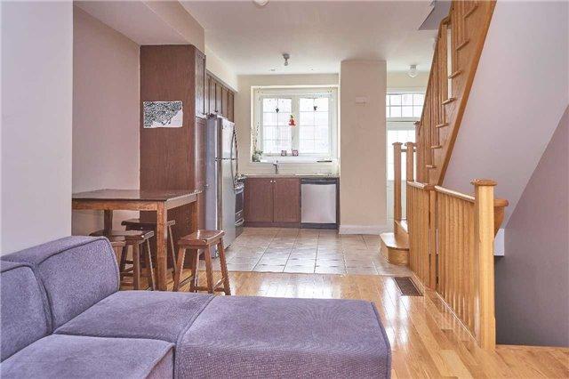 59 River St, House attached with 3 bedrooms, 2 bathrooms and 1 parking in Toronto ON | Image 3