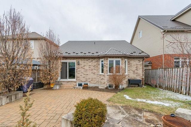 56 Bowen Drive, House detached with 3 bedrooms, 2 bathrooms and null parking in Guelph ON | Image 40