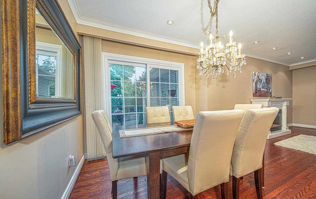 60 Langevin Cres, House detached with 4 bedrooms, 2 bathrooms and 4 parking in Toronto ON | Image 26