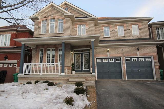 21 Maverick Cres, House detached with 4 bedrooms, 3 bathrooms and 6 parking in Brampton ON | Image 1