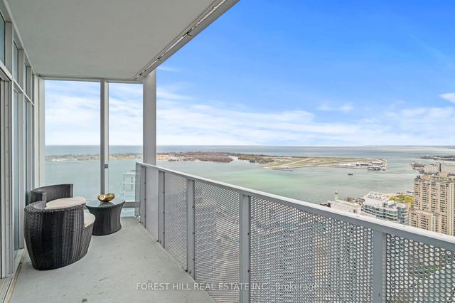 4510 - 10 York St, Condo with 3 bedrooms, 3 bathrooms and 1 parking in Toronto ON | Image 23