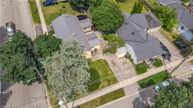 150 Catharine Avenue, House detached with 2 bedrooms, 1 bathrooms and 1 parking in Brantford ON | Image 25