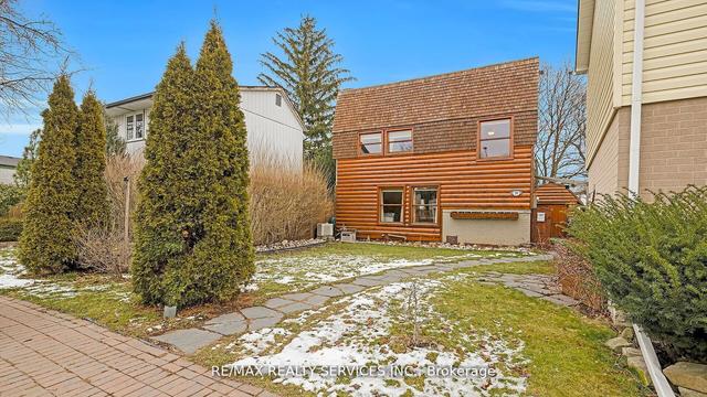 36 Hector Crt, House detached with 3 bedrooms, 2 bathrooms and 3 parking in Brampton ON | Image 29
