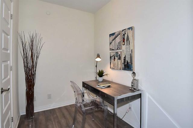 517 - 2 Adam Sellers St, Condo with 2 bedrooms, 2 bathrooms and 1 parking in Markham ON | Image 15