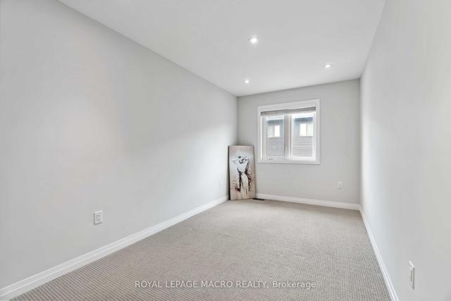 37 - 30 Times Square Blvd, House attached with 3 bedrooms, 3 bathrooms and 2 parking in Hamilton ON | Image 16