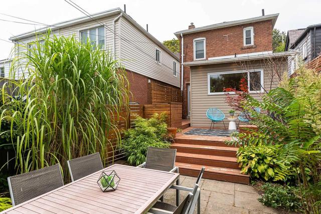 79 Mortimer Ave, House detached with 3 bedrooms, 3 bathrooms and 1 parking in Toronto ON | Image 9