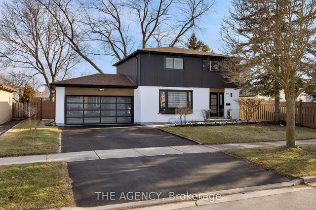 411 Yale Cres, House detached with 4 bedrooms, 3 bathrooms and 6 parking in Oakville ON | Image 12
