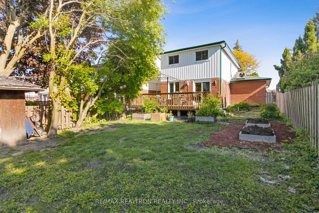 147 Thoms Cres, House detached with 3 bedrooms, 3 bathrooms and 3 parking in Newmarket ON | Image 21