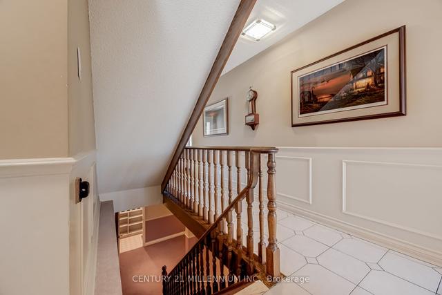139 Elgin Dr, House detached with 4 bedrooms, 4 bathrooms and 6 parking in Brampton ON | Image 15