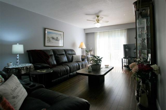 2446 Barcella Cres, House semidetached with 4 bedrooms, 2 bathrooms and 3 parking in Mississauga ON | Image 14