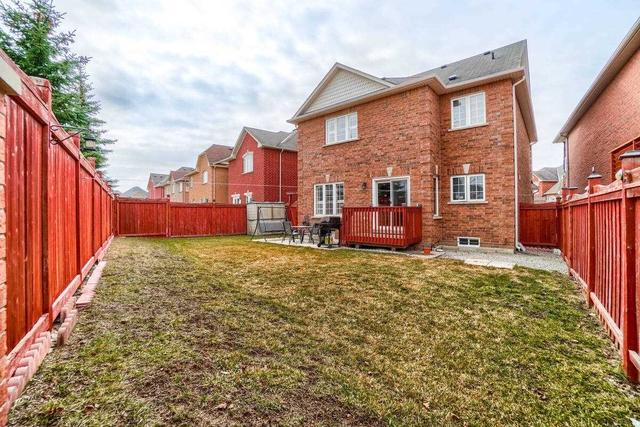 10 Tatra Cres, House detached with 4 bedrooms, 4 bathrooms and 4 parking in Brampton ON | Image 35