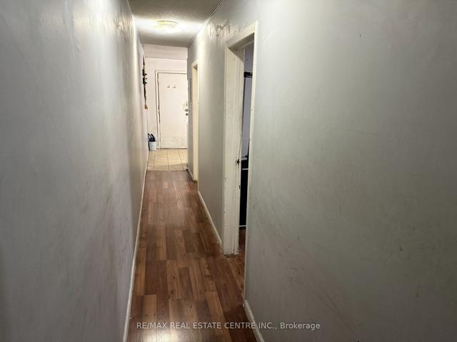 upper - 3280 Danforth Ave, House attached with 2 bedrooms, 1 bathrooms and 1 parking in Toronto ON | Image 2