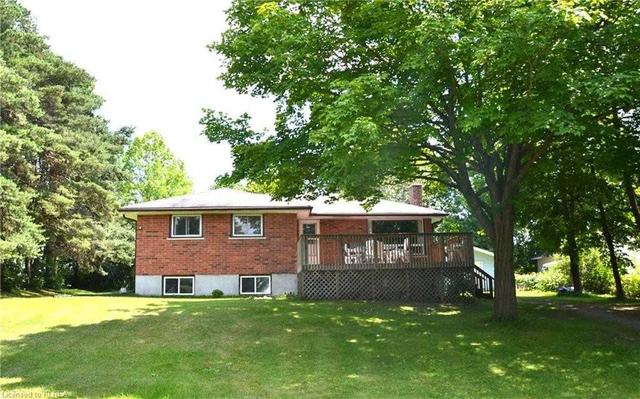 126 Mcgill Dr, House detached with 3 bedrooms, 2 bathrooms and 9 parking in Kawartha Lakes ON | Image 22