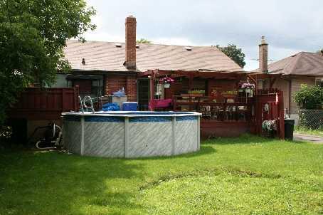 257 Wilson Rd S, House detached with 2 bedrooms, 2 bathrooms and 4 parking in Oshawa ON | Image 7