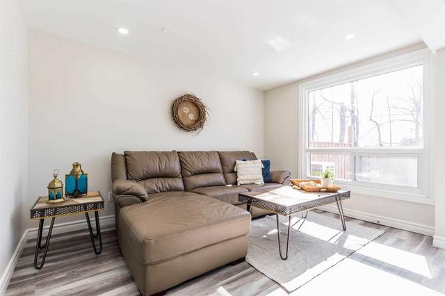 135 - 2050 Upper Middle Rd, Townhouse with 3 bedrooms, 3 bathrooms and 2 parking in Burlington ON | Image 25
