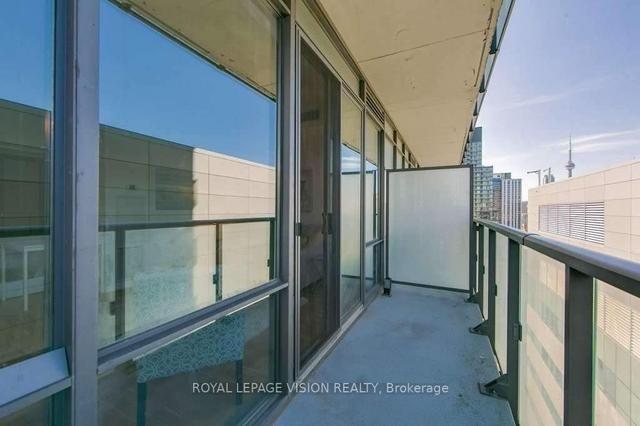 1001 - 832 Bay St, Condo with 1 bedrooms, 1 bathrooms and 0 parking in Toronto ON | Image 9