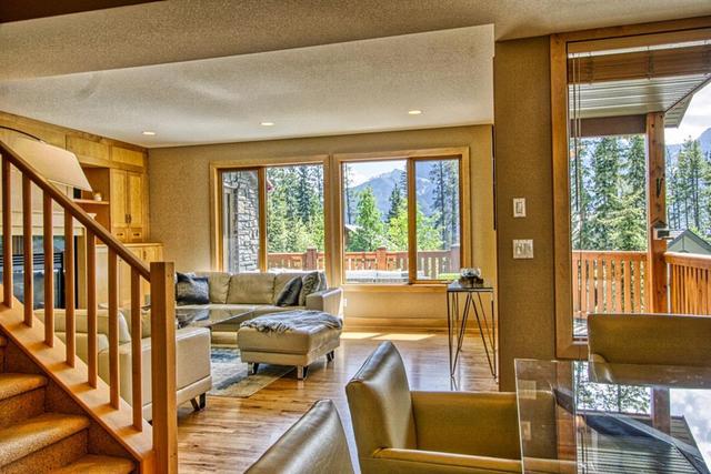 4, - 124 Silvertip Ridge, House semidetached with 4 bedrooms, 3 bathrooms and 4 parking in Canmore AB | Card Image