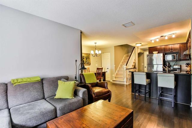 Th14 - 232 St George St, Townhouse with 2 bedrooms, 2 bathrooms and 1 parking in Toronto ON | Image 3