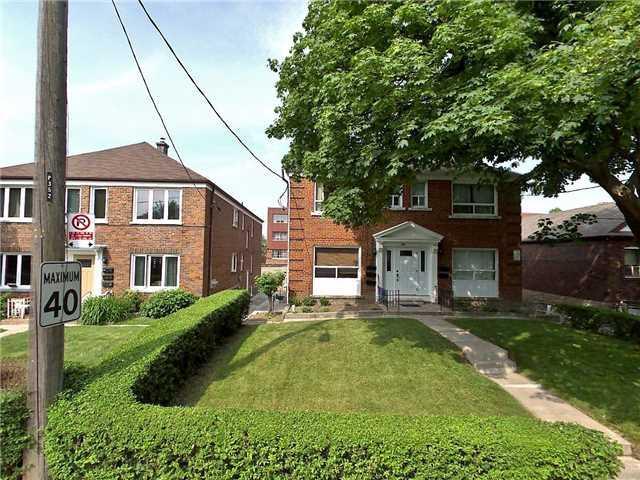 354 Northcliffe Blvd, House detached with 8 bedrooms, 5 bathrooms and 4 parking in Toronto ON | Image 2