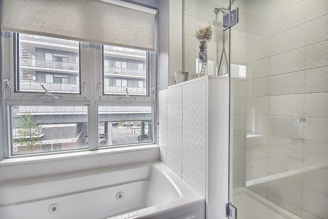 Th113 - 68 Canterbury Pl, Townhouse with 3 bedrooms, 2 bathrooms and 1 parking in Toronto ON | Image 15