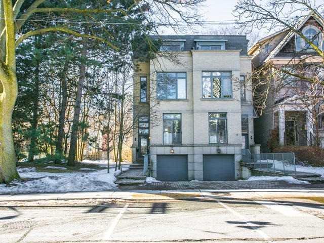 8 Deer Park Cres, House semidetached with 4 bedrooms, 4 bathrooms and 2 parking in Toronto ON | Image 1
