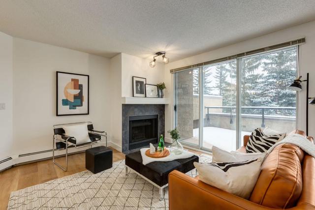 3 - 118 Village Heights Sw, Condo with 2 bedrooms, 2 bathrooms and 1 parking in Calgary AB | Image 4