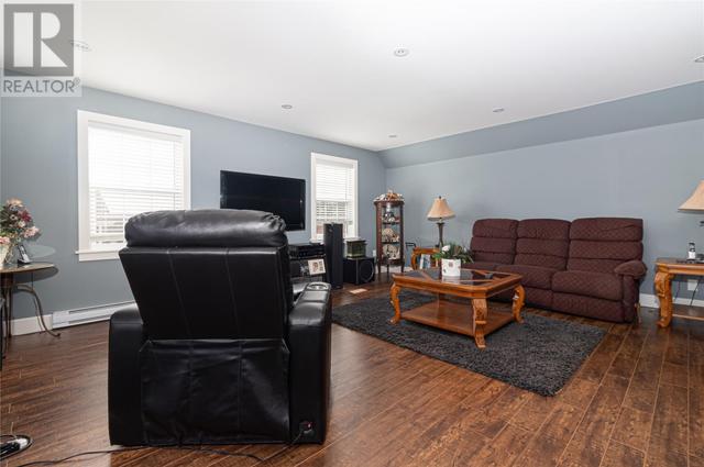 5 Jen's Place, House detached with 3 bedrooms, 3 bathrooms and null parking in Torbay NL | Image 24