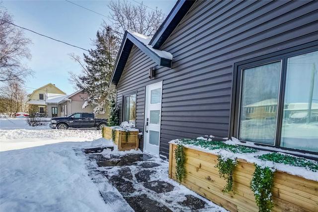 1979 Victoria St E, House detached with 2 bedrooms, 2 bathrooms and 9 parking in Innisfil ON | Image 35