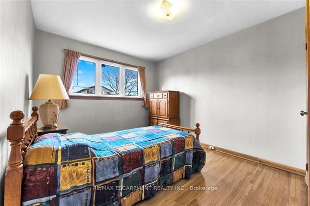 40 West 22nd St, House detached with 4 bedrooms, 3 bathrooms and 4 parking in Hamilton ON | Image 9