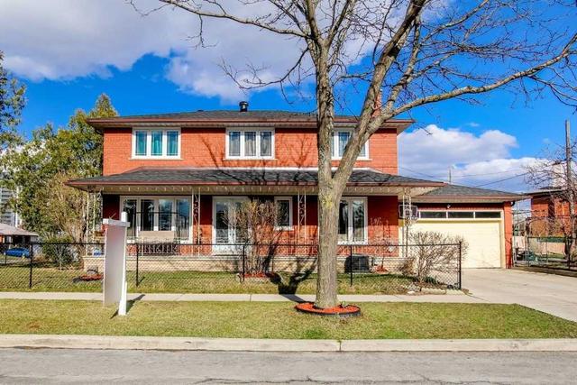 41 Annabelle Dr, House detached with 4 bedrooms, 4 bathrooms and 4 parking in Toronto ON | Image 1