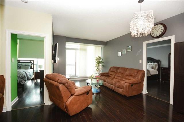 3303 - 3525 Kariya Dr, Condo with 2 bedrooms, 2 bathrooms and 2 parking in Mississauga ON | Image 7
