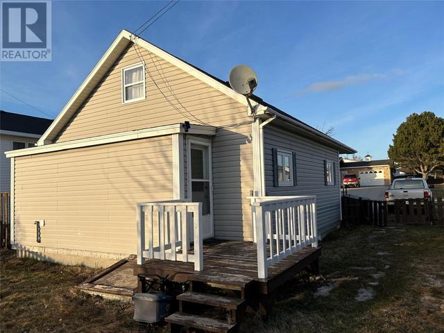 19 Woodland Street, House detached with 3 bedrooms, 1 bathrooms and null parking in Stephenville NL | Image 5