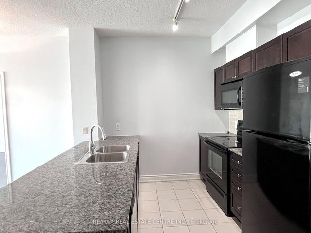 1908 - 3525 Kariya Dr, Condo with 2 bedrooms, 2 bathrooms and 1 parking in Mississauga ON | Image 12