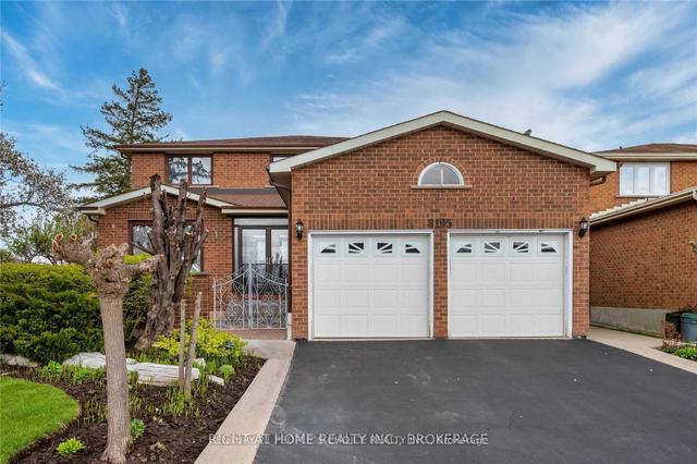 8195 Martin Grove Rd, House detached with 4 bedrooms, 3 bathrooms and 4 parking in Vaughan ON | Image 1