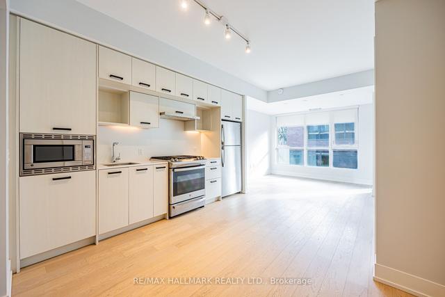 408 - 1331 Queen St E, Condo with 2 bedrooms, 2 bathrooms and 1 parking in Toronto ON | Image 13