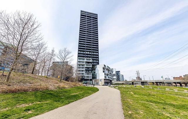 2704 - 170 Bayview Ave, Condo with 1 bedrooms, 1 bathrooms and 1 parking in Toronto ON | Image 1