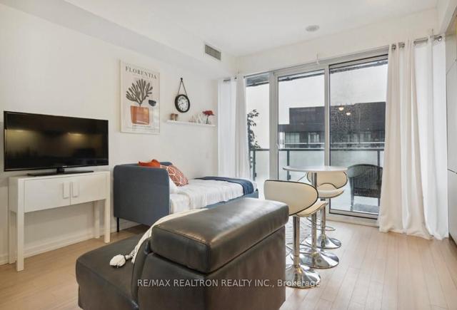 3702 - 101 Peter St, Condo with 0 bedrooms, 1 bathrooms and 0 parking in Toronto ON | Image 33
