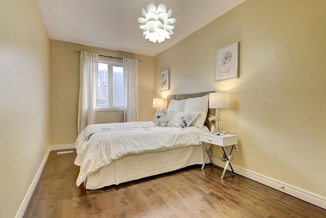 9 Natasha Way, Townhouse with 3 bedrooms, 3 bathrooms and 2 parking in Markham ON | Image 6