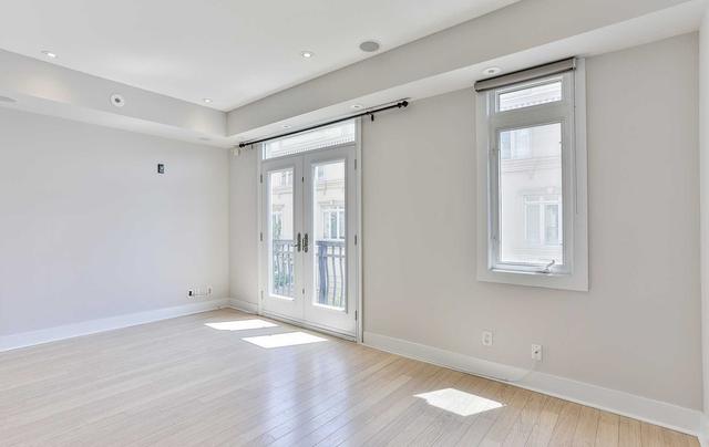 10 - 98 Carr St, Townhouse with 2 bedrooms, 1 bathrooms and 1 parking in Toronto ON | Image 3