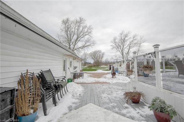 554 Holloway Bay Road, House detached with 3 bedrooms, 2 bathrooms and 17 parking in Port Colborne ON | Image 28