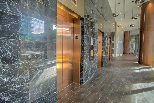 503 - 117 Mcmahon Dr, Condo with 2 bedrooms, 2 bathrooms and 1 parking in Toronto ON | Image 11