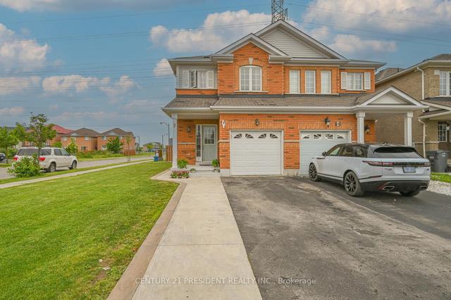 2 Wicklow Rd, House semidetached with 3 bedrooms, 4 bathrooms and 4 parking in Brampton ON | Image 1
