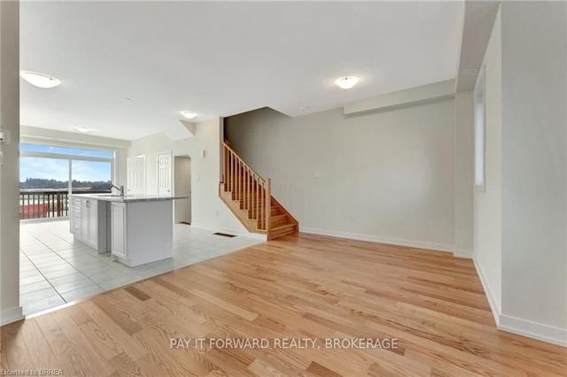 51 Baskett St, House attached with 3 bedrooms, 3 bathrooms and 2 parking in Brantford ON | Image 4