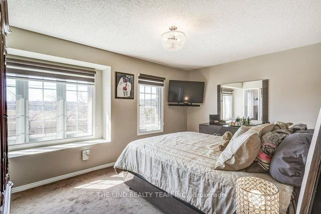 45 Sandlewood Crt, Townhouse with 3 bedrooms, 3 bathrooms and 2 parking in Aurora ON | Image 14